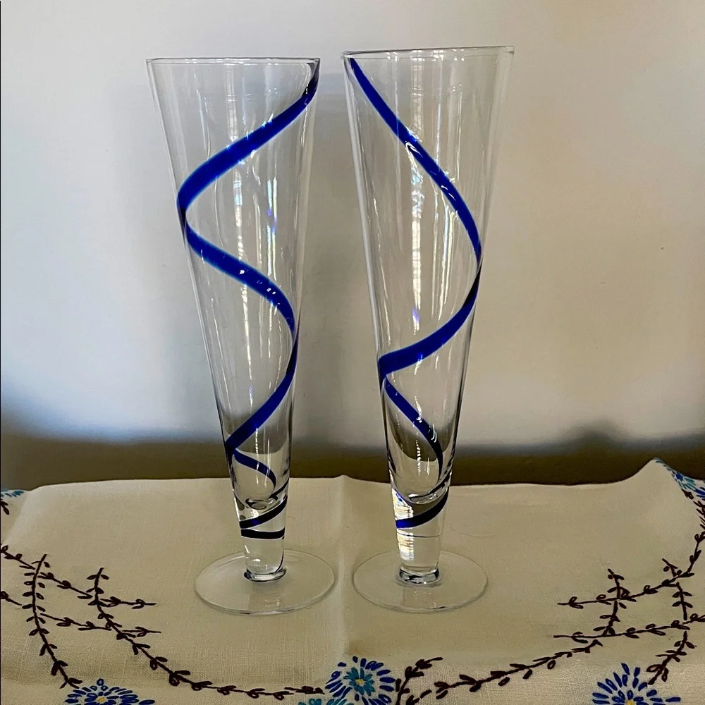 Pier 1 Colbalt Blue Swirline Pilsner Beer Glasses